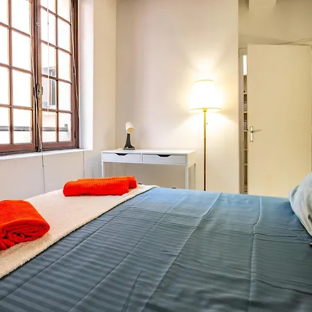 4 Guests Flat - Rue Mouffetard *