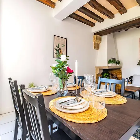 4 Guests Flat - Rue Mouffetard *