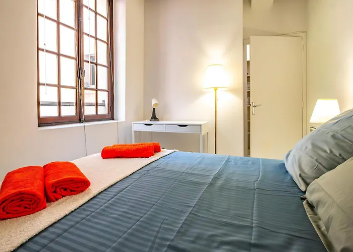 4 Guests Flat - Rue Mouffetard *